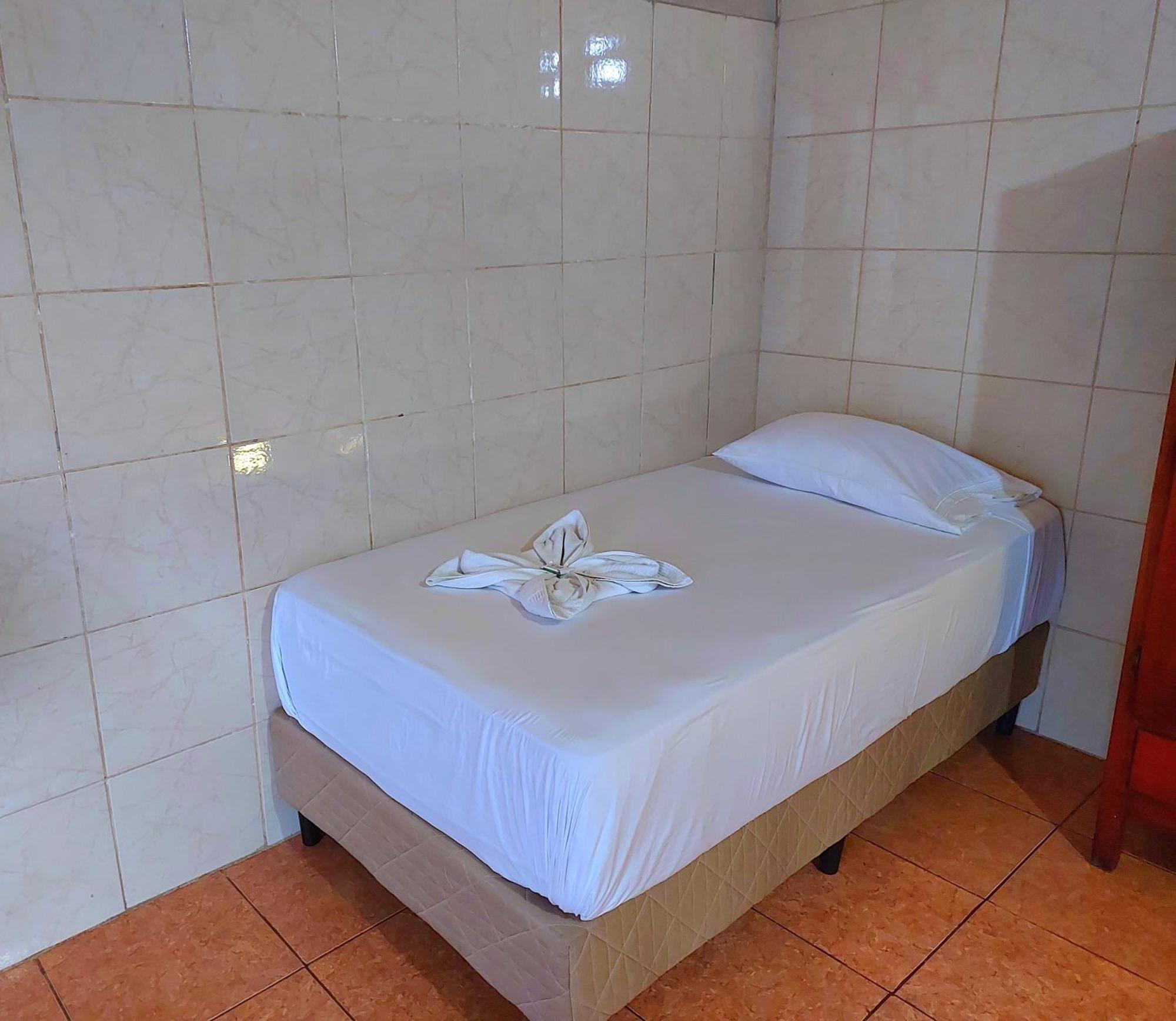 Hostel Del Pacifico Puntarenas Eksteriør bilde